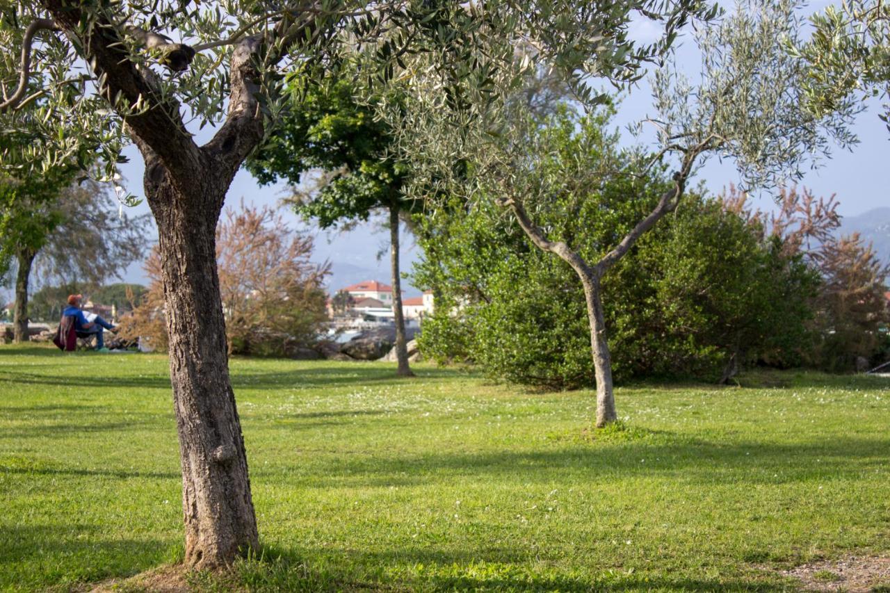 La Casa Della Tilde Apartment Bocca di Magra Exterior photo